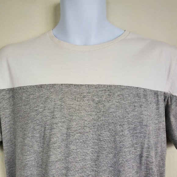 Forever 21 Mens Crew Neck Short Sleeve Tshirt White Gray Size M - Picture 2 of 12